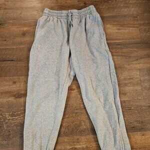 Under Armour Gray Fleece Joggers – Medium